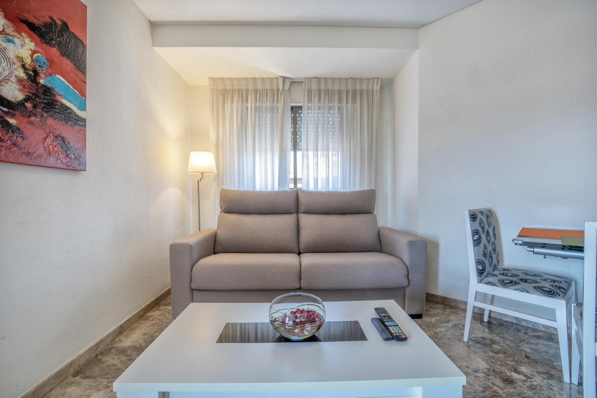 R & T Cordoba Center Apartamentos - Parking Dış mekan fotoğraf