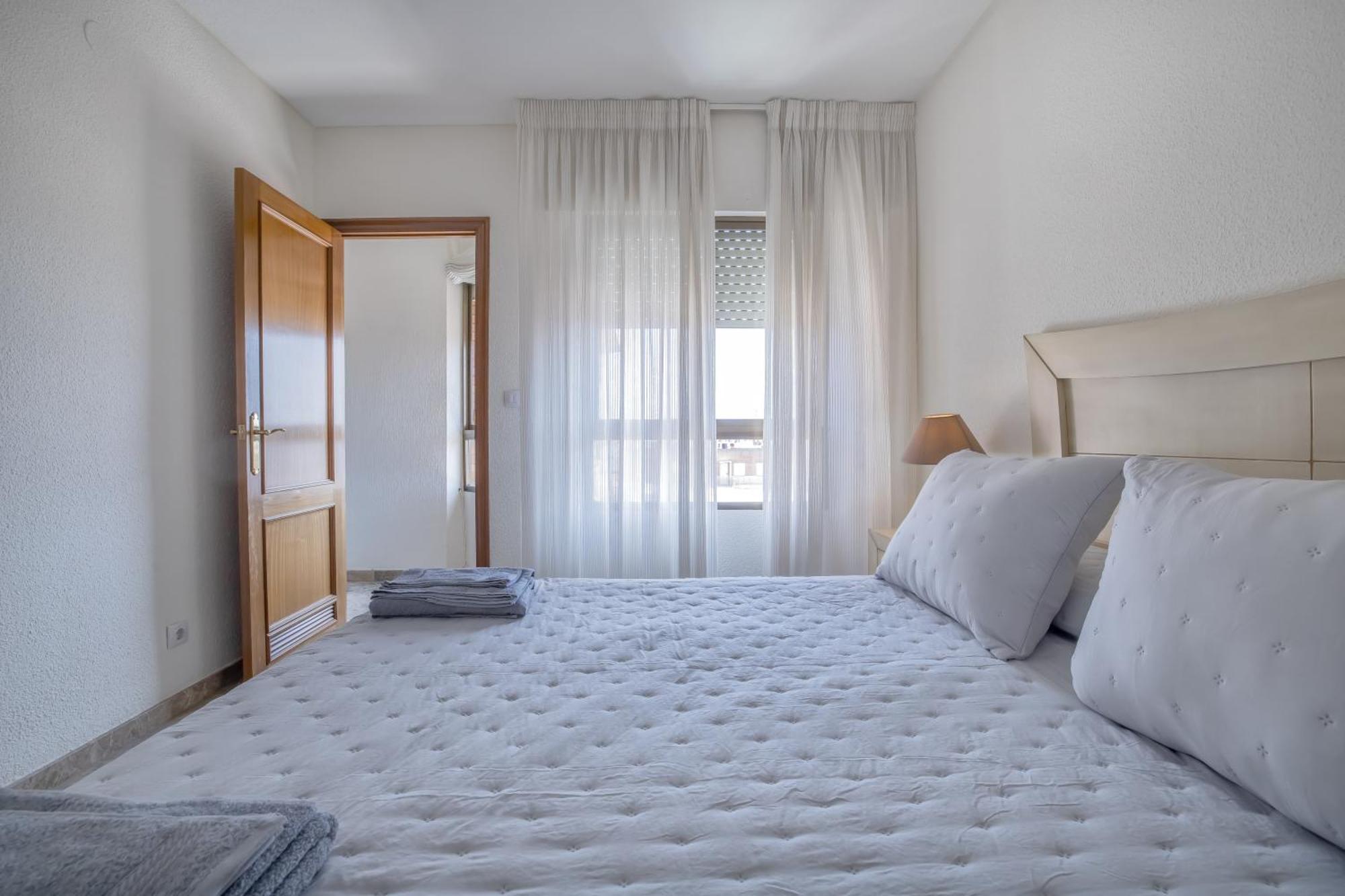 R & T Cordoba Center Apartamentos - Parking Dış mekan fotoğraf