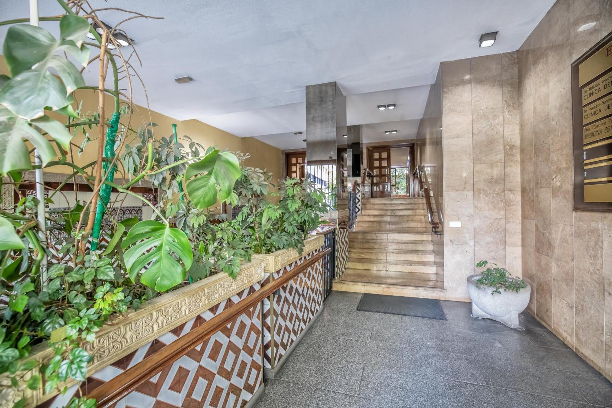 R & T Cordoba Center Apartamentos - Parking Dış mekan fotoğraf