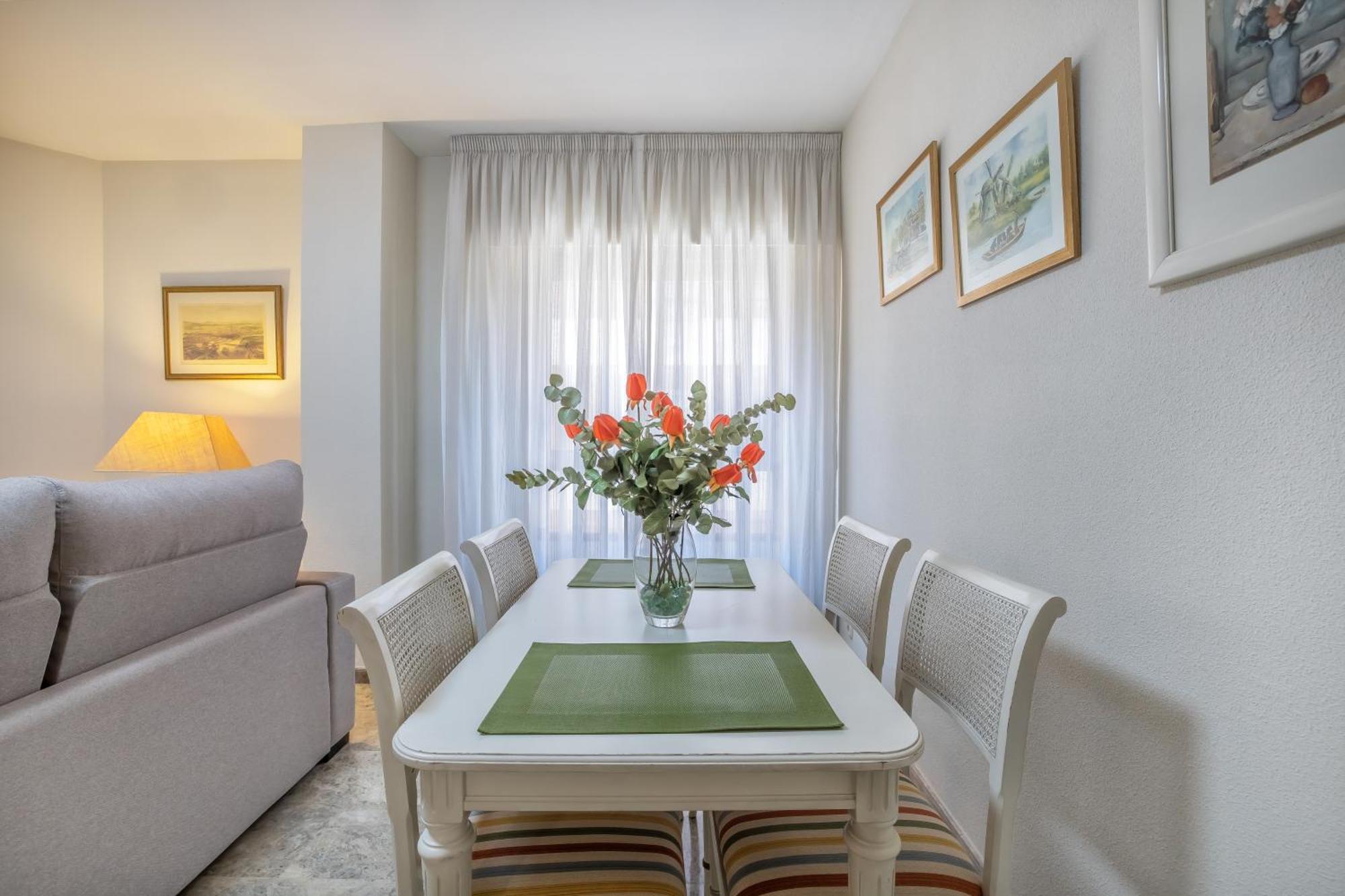 R & T Cordoba Center Apartamentos - Parking Dış mekan fotoğraf